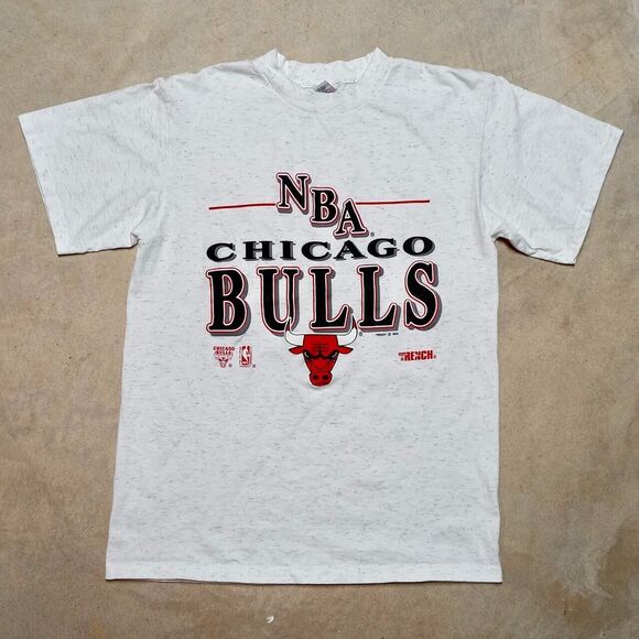 Trench Other - Vintage 1992 Chicago Bulls Made in USA Single Stitch T-Shirt - Men's Size Large